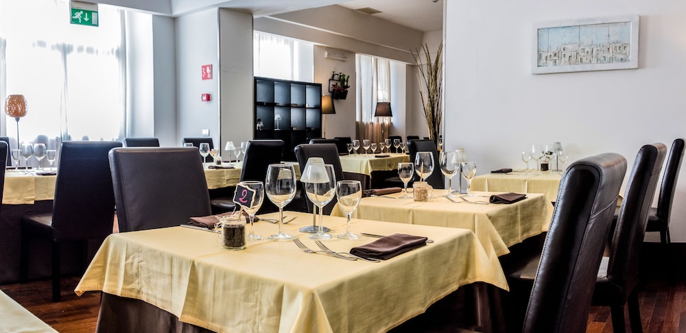 LH Hotel Excel Roma Montemario — Restaurant & bars in Rome, Lazio