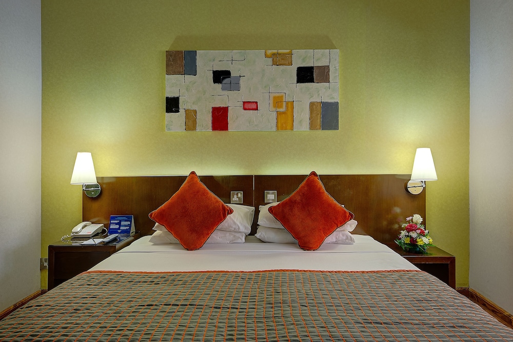 Ascot Hotel — Hotel rooms in Dubai