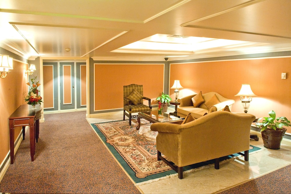 Ascot Hotel — Hotel rooms in Dubai