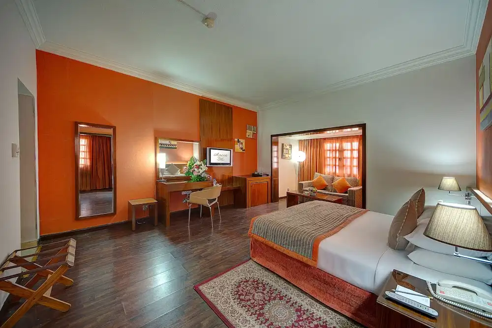 Ascot Hotel — Hotel rooms in Dubai