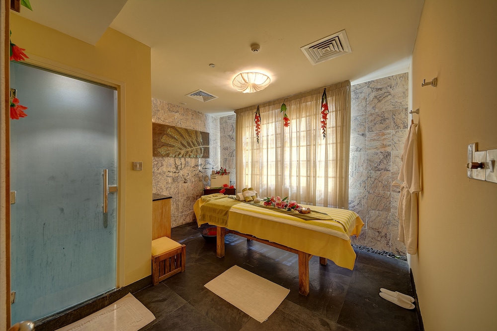 Ascot Hotel — Spa in Dubai
