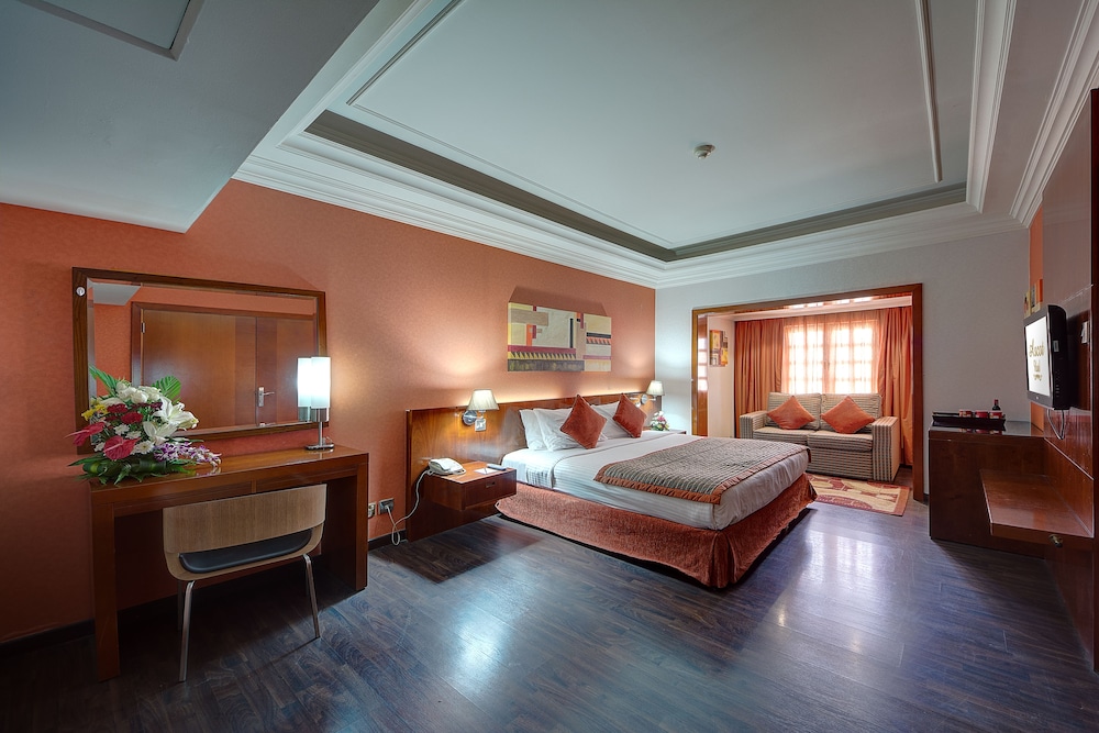Ascot Hotel — Hotel rooms in Dubai