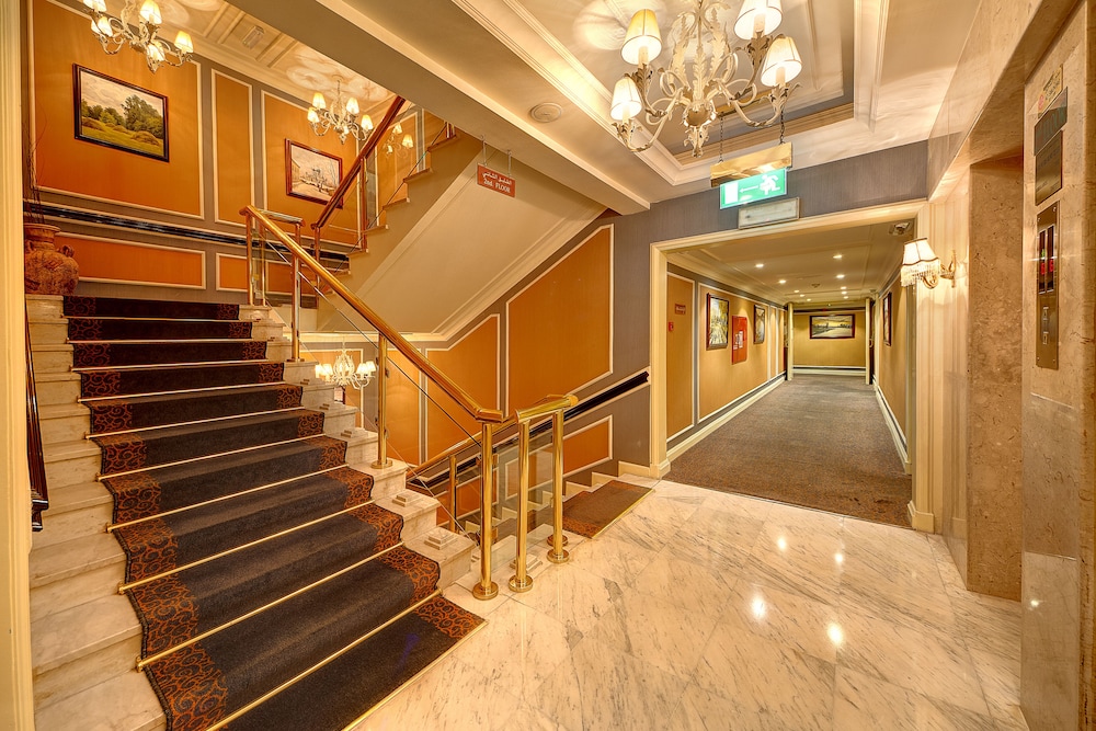Ascot Hotel — Hotel building in Dubai