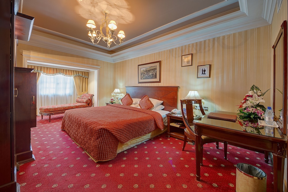 Ascot Hotel — Hotel rooms in Dubai