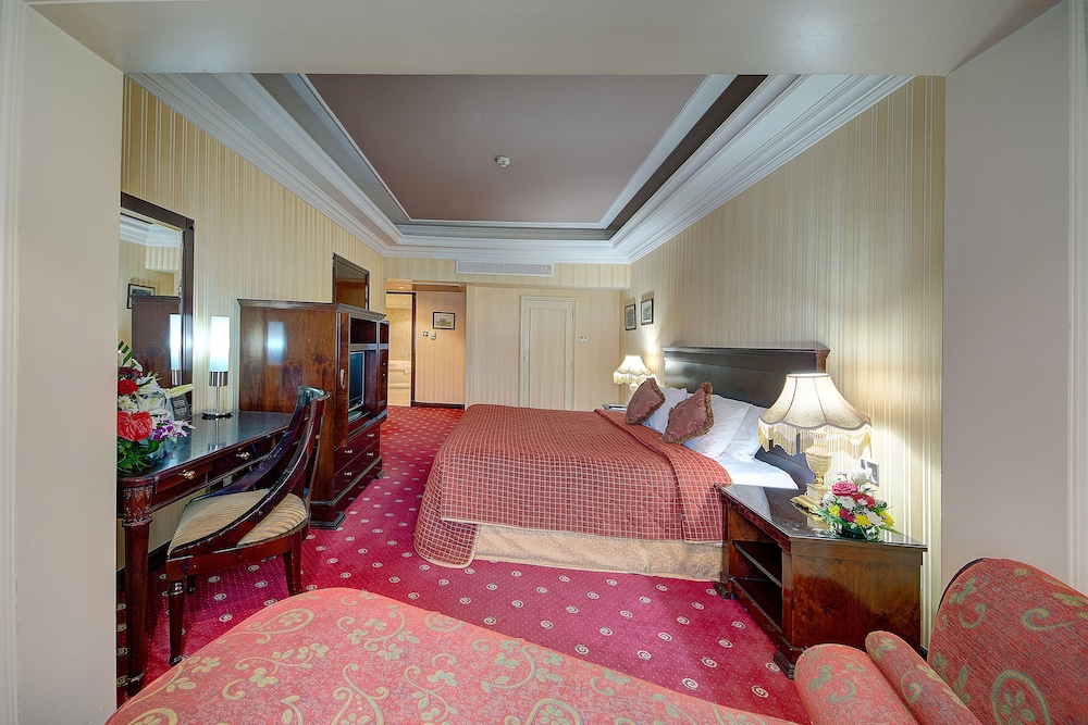 Ascot Hotel — Hotel rooms in Dubai