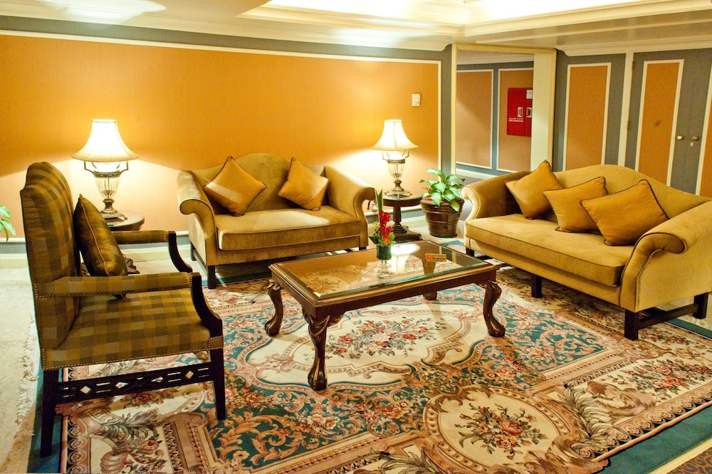 Ascot Hotel — Hotel building in Dubai