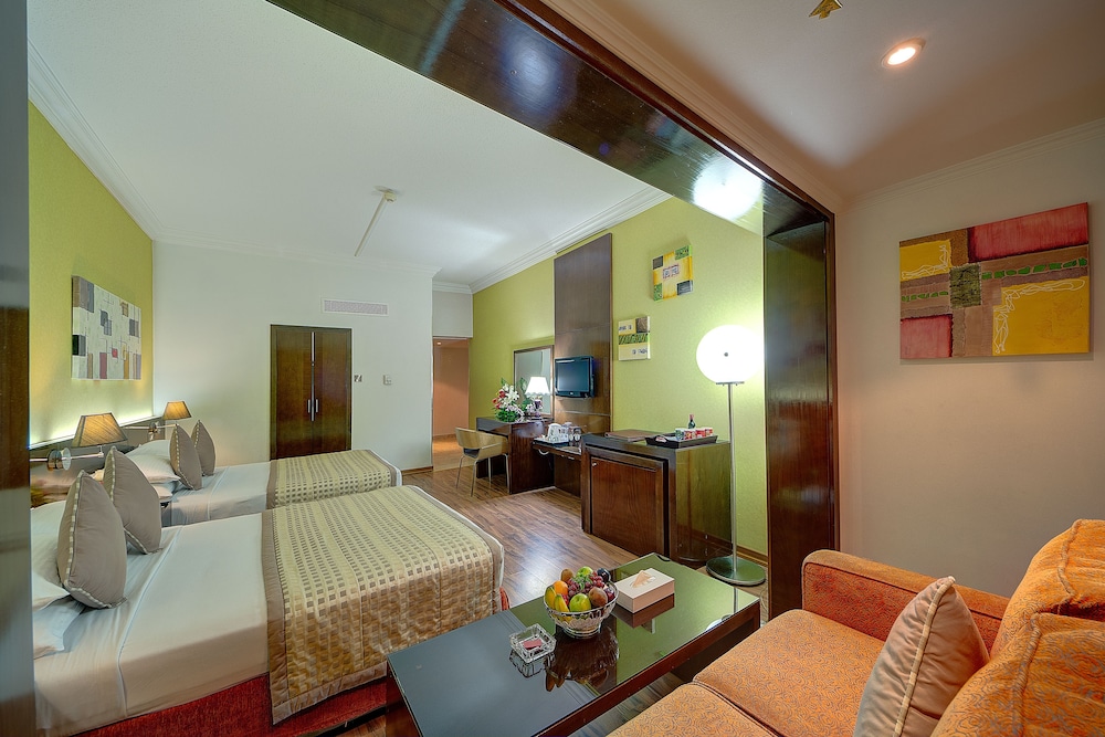 Ascot Hotel — Hotel rooms in Dubai