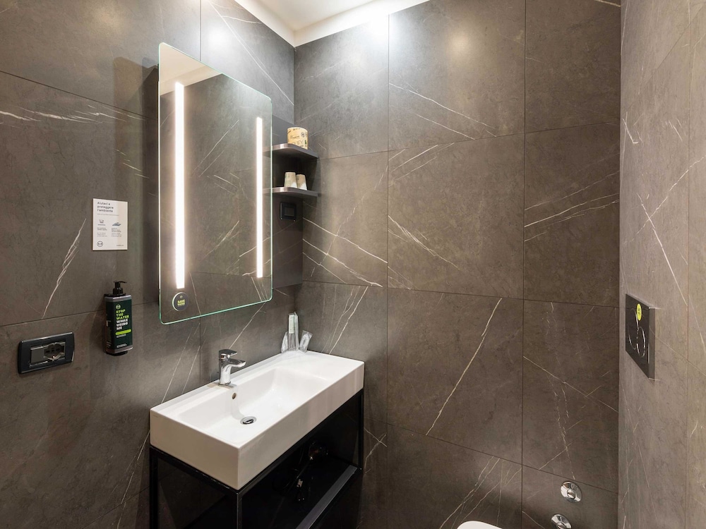 B&B Hotel Roma Tuscolana San Giovanni — Hotel rooms in Rome, Lazio