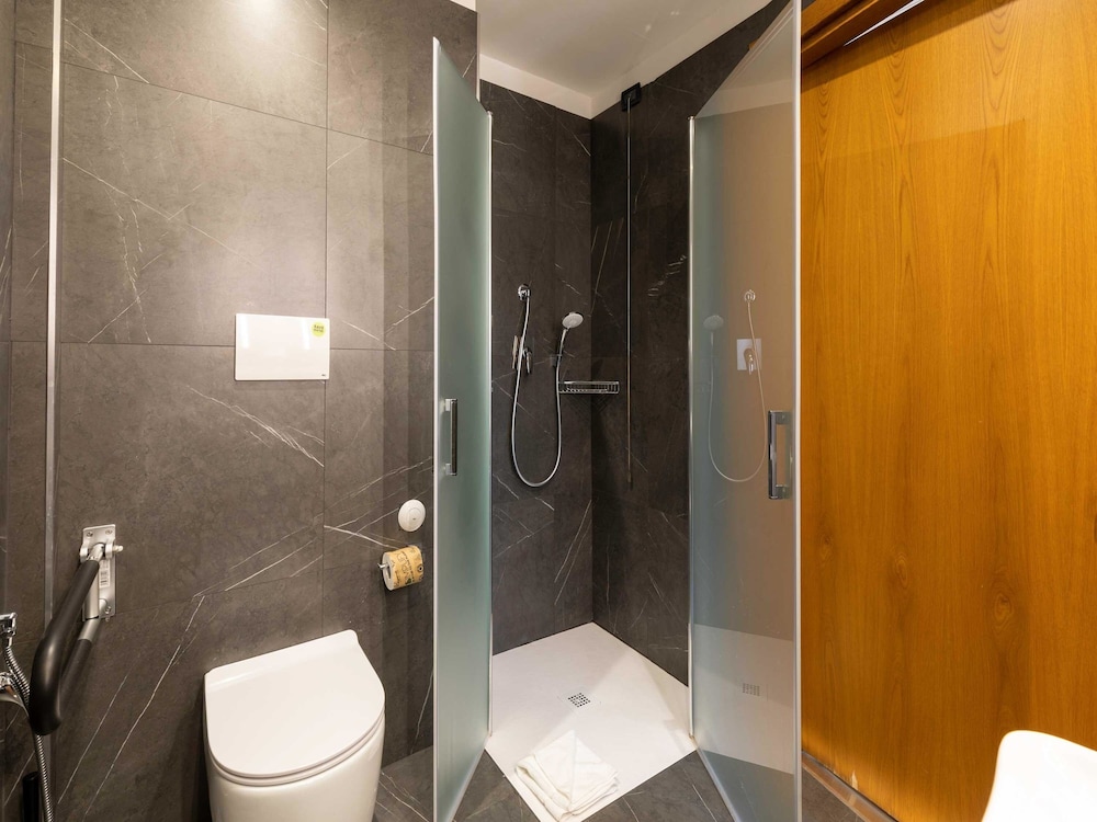 B&B Hotel Roma Tuscolana San Giovanni — Hotel rooms in Rome, Lazio