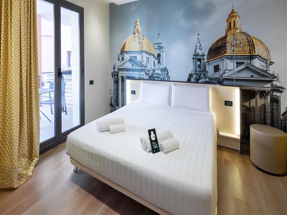 B&B Hotel Roma Tuscolana San Giovanni — Hotel rooms in Rome, Lazio