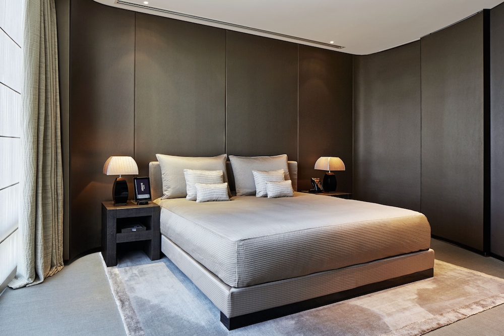Armani Hotel Dubai, Burj Khalifa — Hotel rooms in Dubai