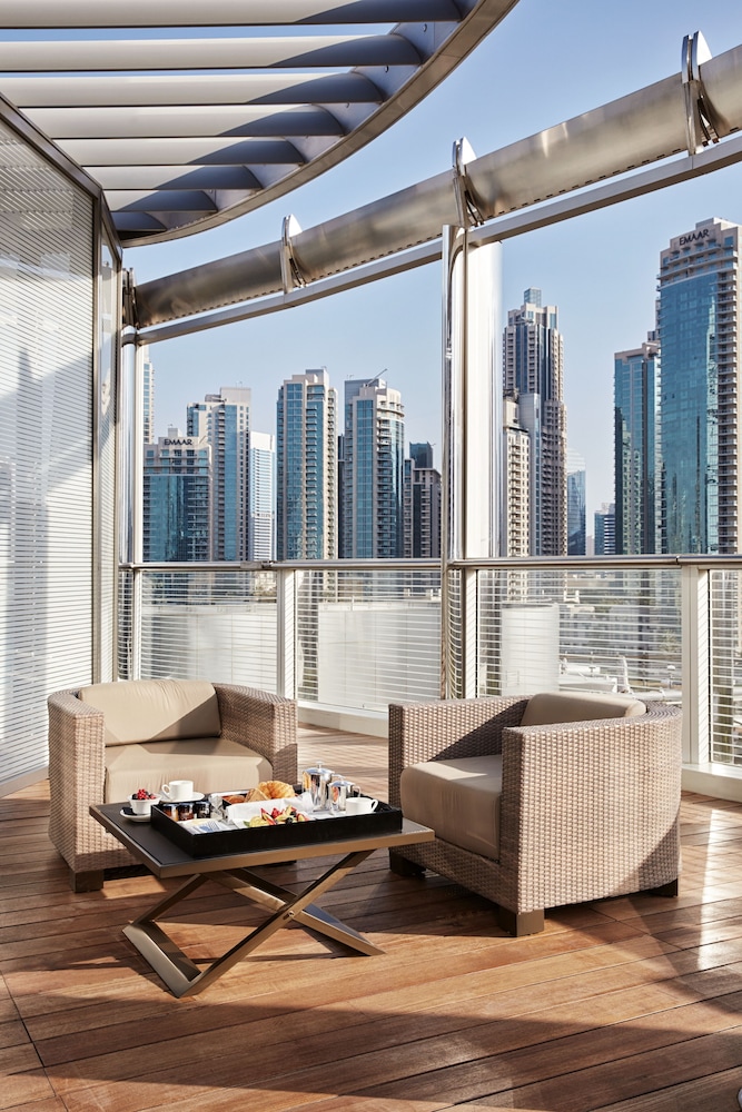 Armani Hotel Dubai, Burj Khalifa — Hotel rooms in Dubai