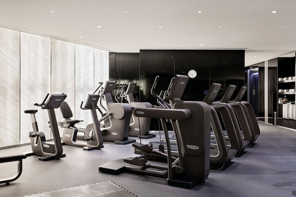 Armani Hotel Dubai, Burj Khalifa — Sports & recreation in Dubai