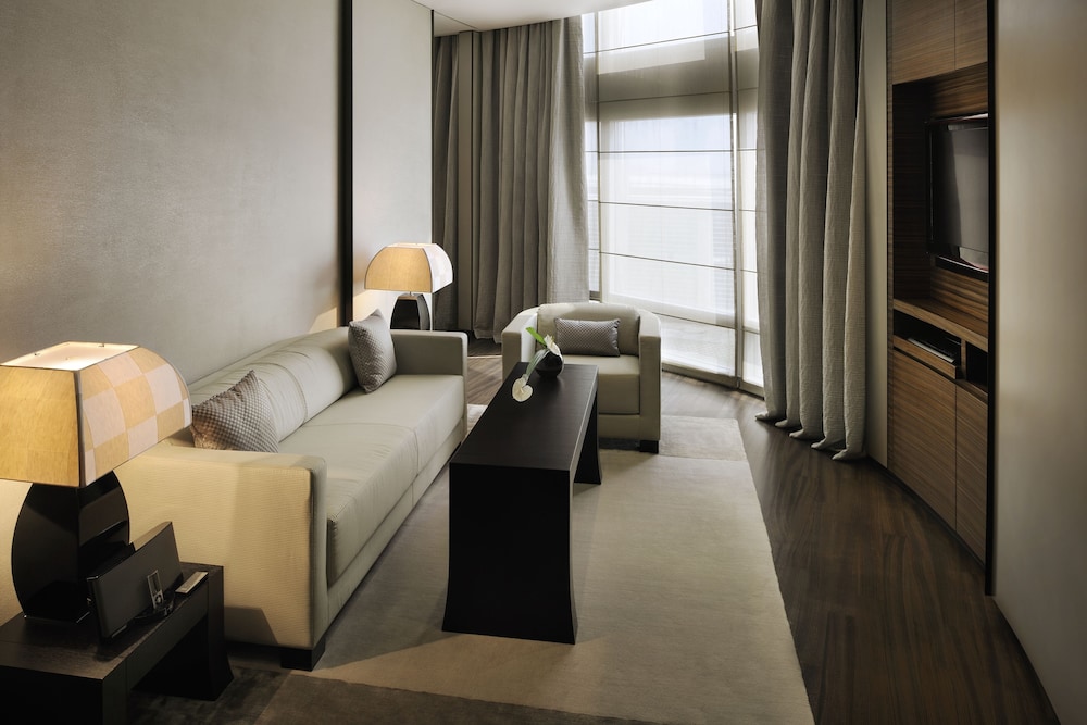 Armani Hotel Dubai, Burj Khalifa — Hotel rooms in Dubai