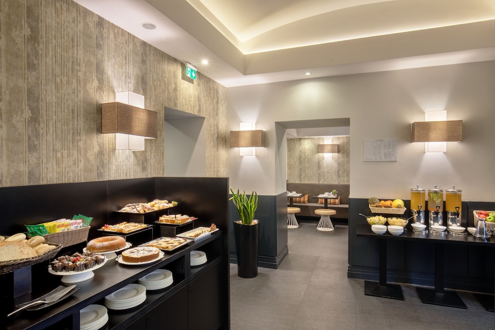The Republic Hotel — Restaurant & bars in Rome, Lazio