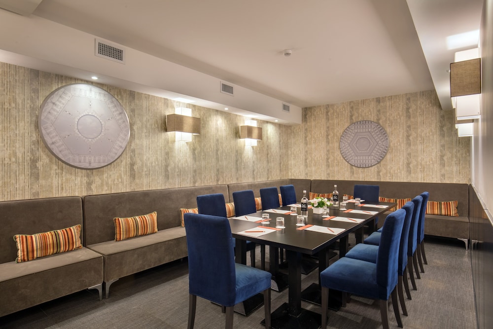 The Republic Hotel — Restaurant & bars in Rome, Lazio