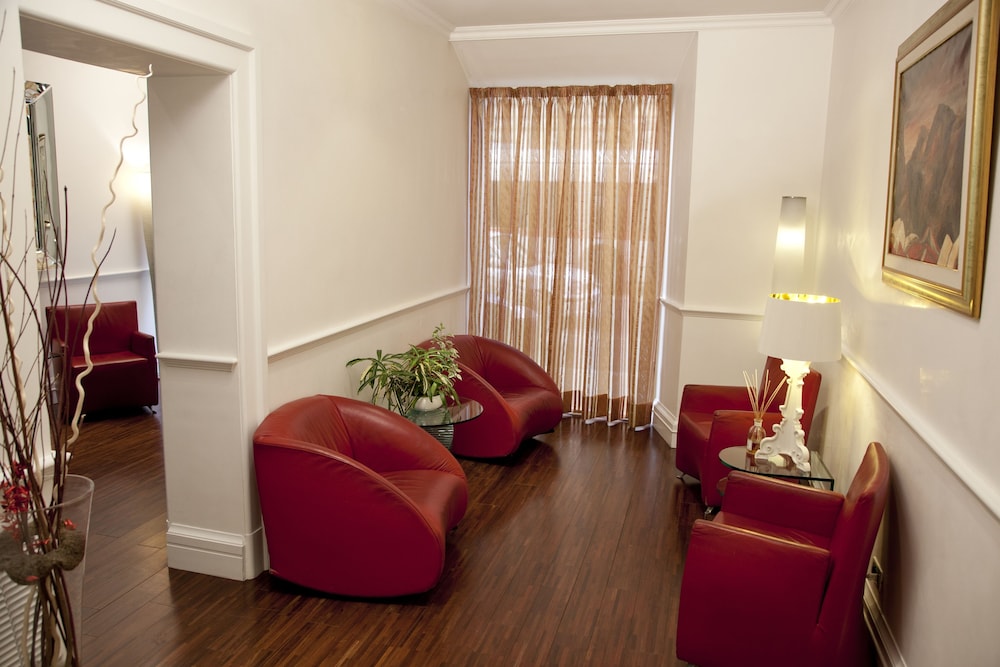 Hotel Gambrinus — Hotel rooms in Rome, Lazio