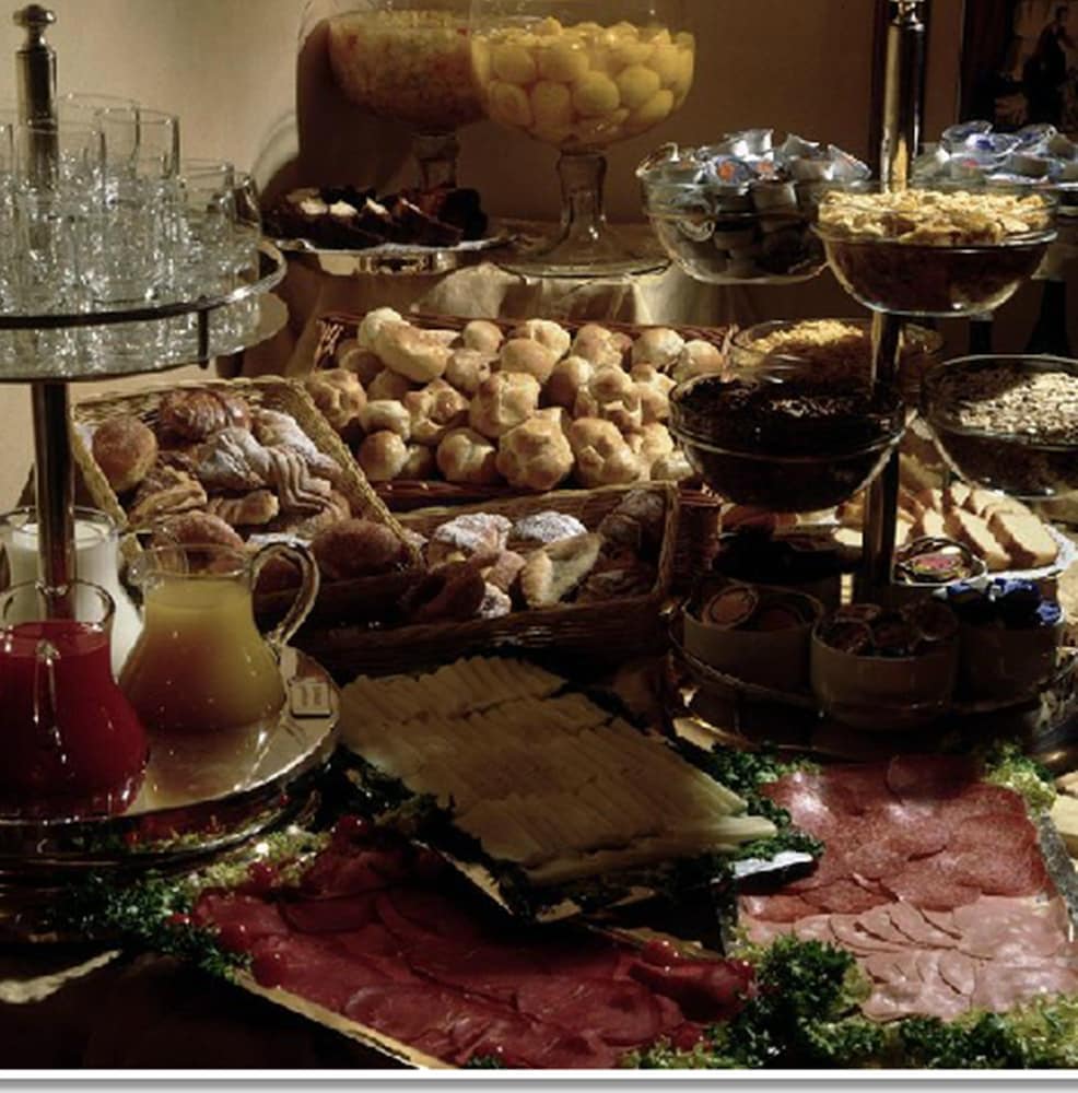 Hotel Gambrinus — Restaurant & bars in Rome, Lazio