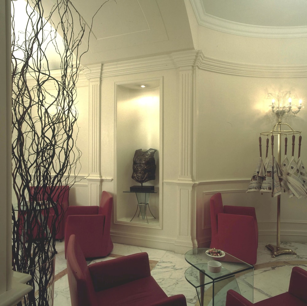 Hotel Gambrinus — Hotel building in Rome, Lazio