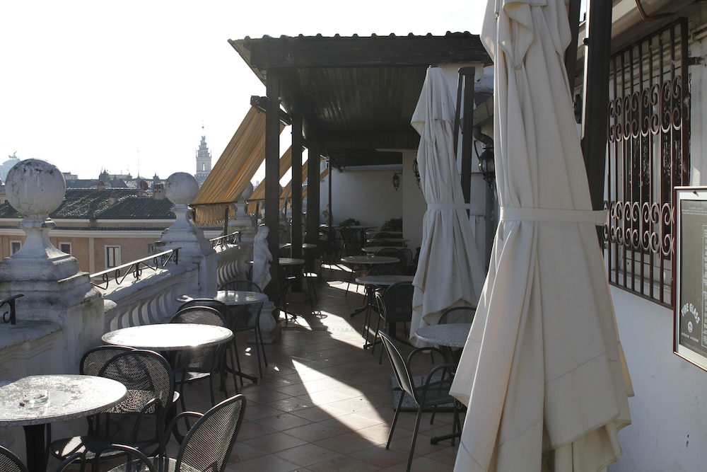 Hotel Genio — Restaurant & bars in Rome, Lazio