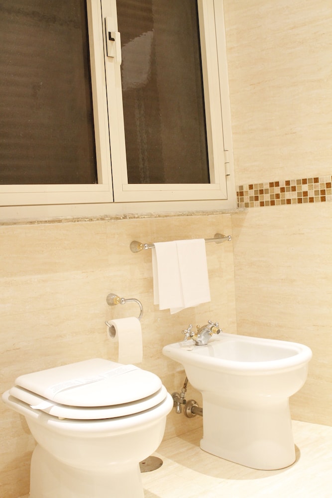 Hotel Genio — Hotel rooms in Rome, Lazio