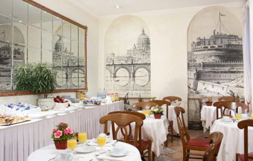 Hotel Genio — Restaurant & bars in Rome, Lazio