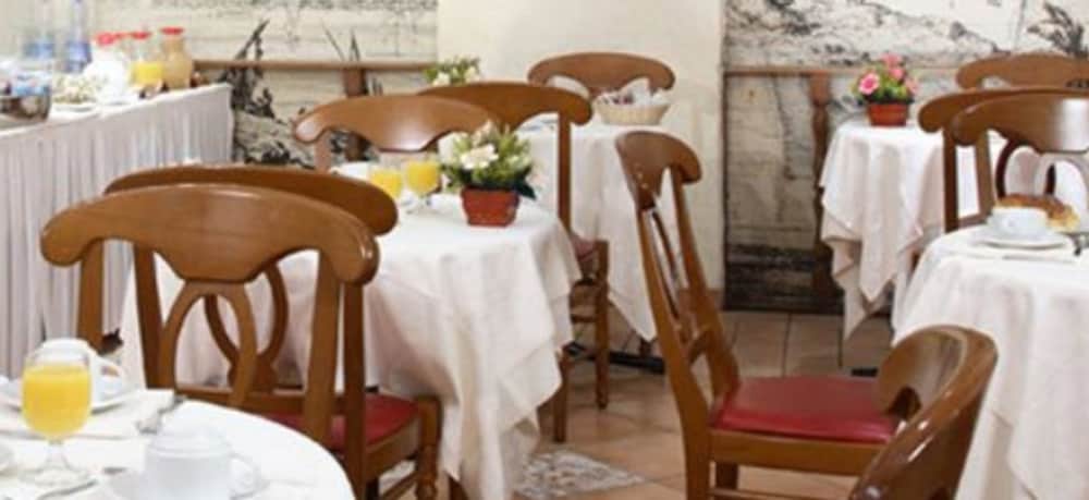 Hotel Genio — Restaurant & bars in Rome, Lazio