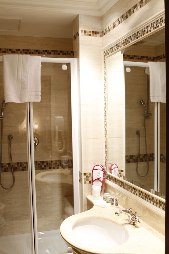 Hotel Genio — Hotel rooms in Rome, Lazio