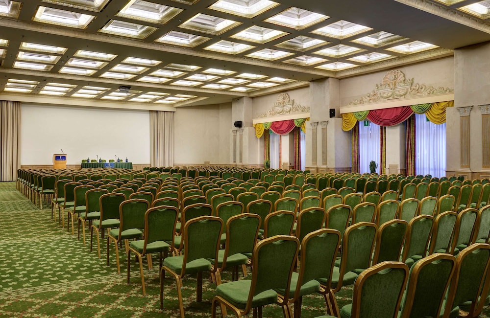 Parco dei Principi Grand Hotel & SPA - Preferred Hotels & Resorts — Hotel building in Rome, Lazio