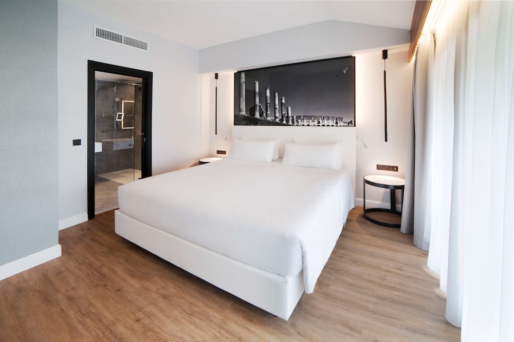 Radisson Blu GHR Hotel, Rome — Hotel rooms in Rome, Lazio
