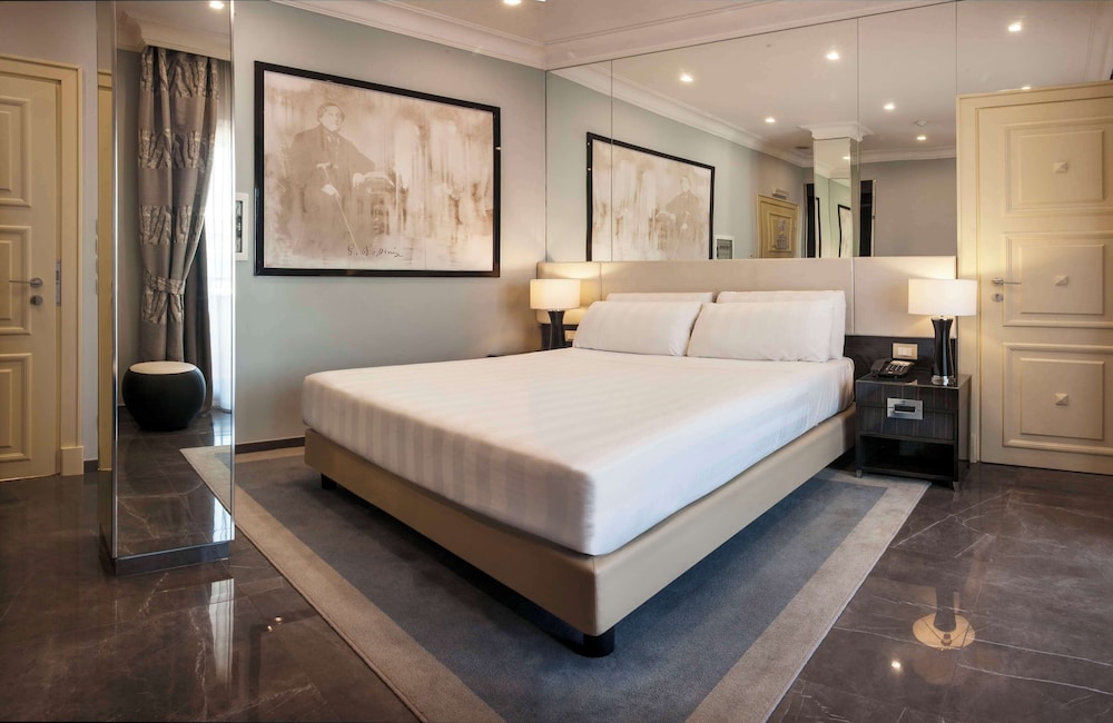 Radisson Blu GHR Hotel, Rome — Hotel rooms in Rome, Lazio