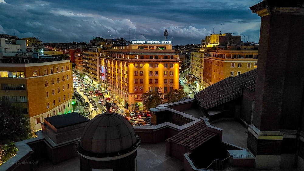 Radisson Blu GHR Hotel, Rome — Hotel building in Rome, Lazio