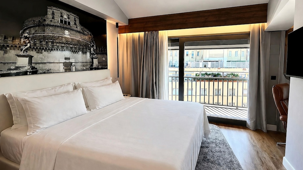 Radisson Blu GHR Hotel, Rome — Hotel rooms in Rome, Lazio