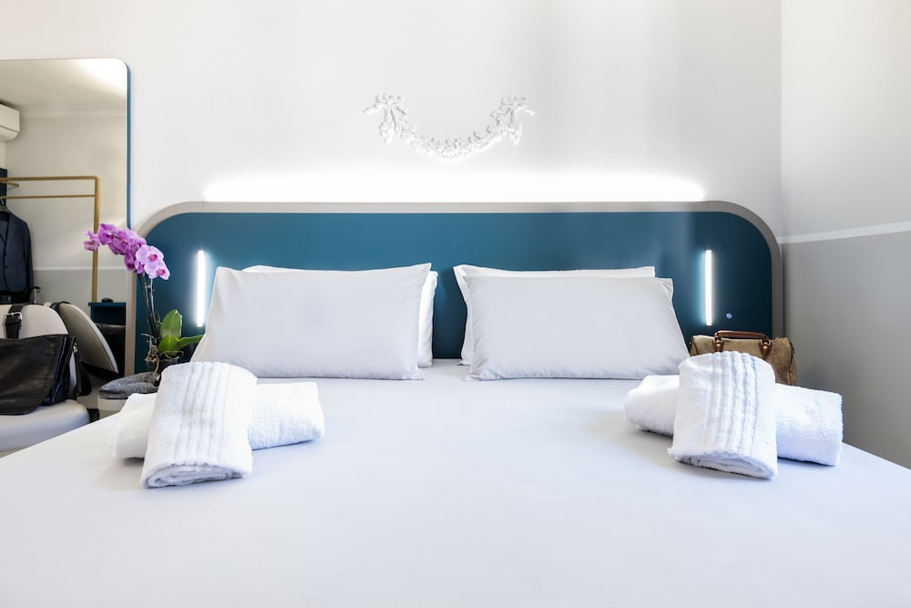 Hotel Grifo — Hotel rooms in Rome, Lazio
