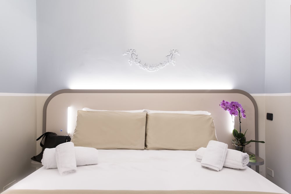 Hotel Grifo — Hotel rooms in Rome, Lazio