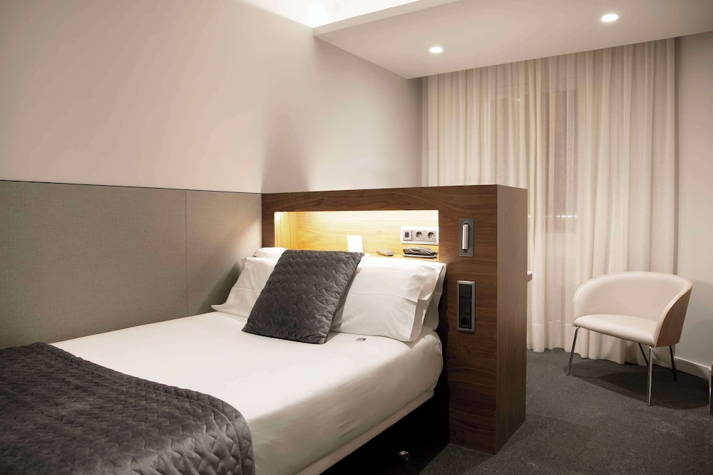 Best Western Premier Hotel Dante — Hotel rooms in Barcelona, Catalonia