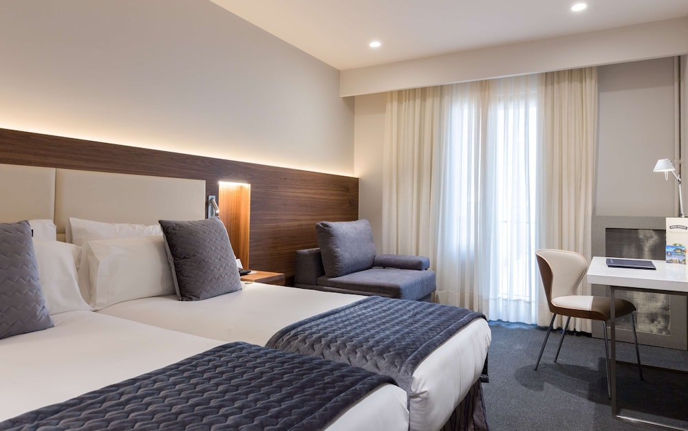 Best Western Premier Hotel Dante — Hotel rooms in Barcelona, Catalonia