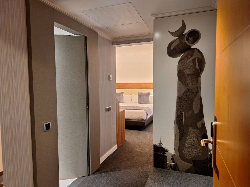Best Western Premier Hotel Dante — Hotel rooms in Barcelona, Catalonia
