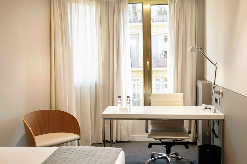 Best Western Premier Hotel Dante — Hotel rooms in Barcelona, Catalonia