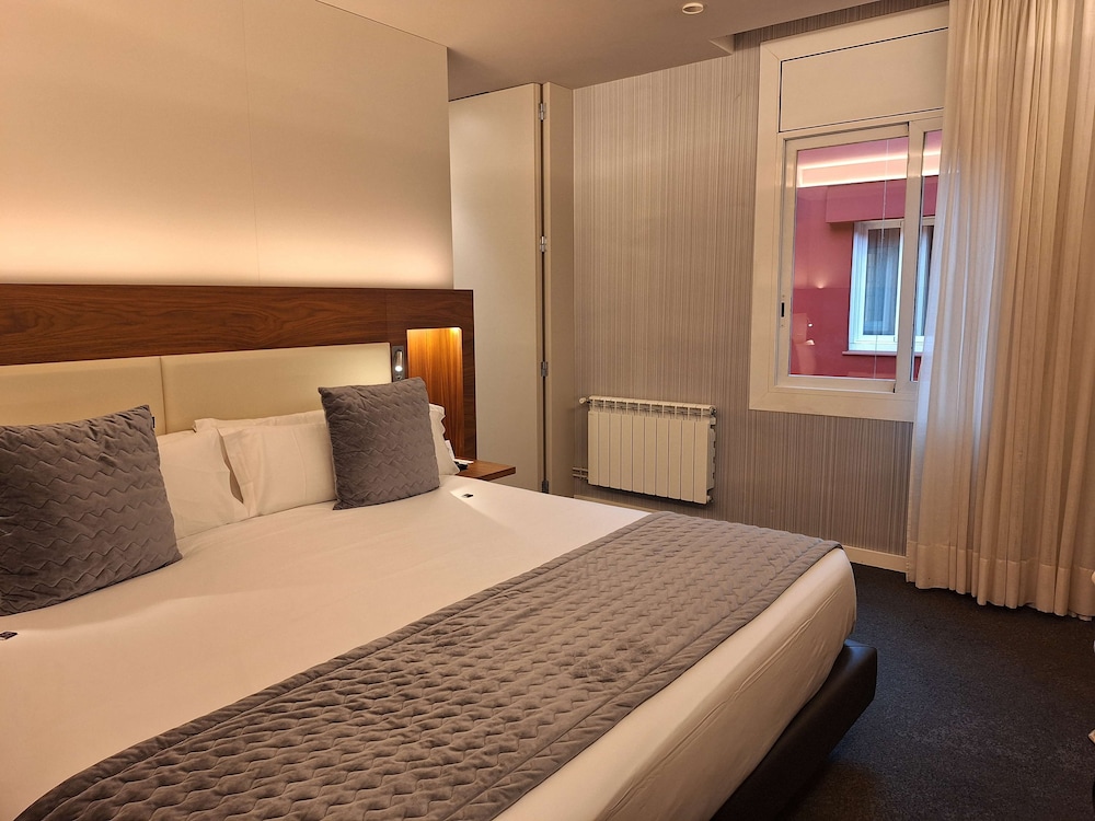 Best Western Premier Hotel Dante — Hotel rooms in Barcelona, Catalonia