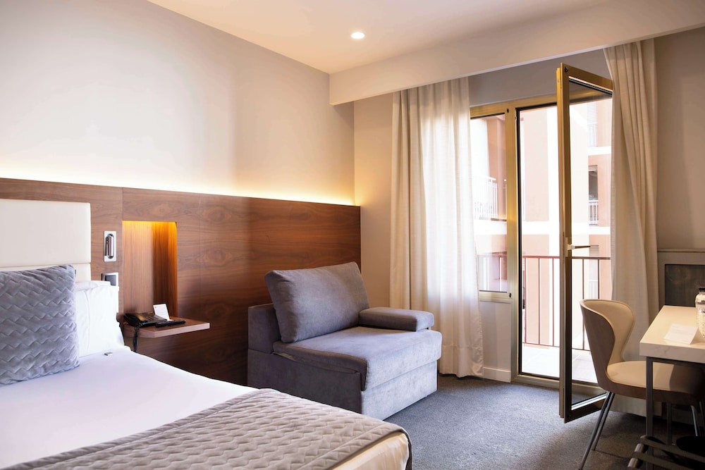 Best Western Premier Hotel Dante — Hotel rooms in Barcelona, Catalonia
