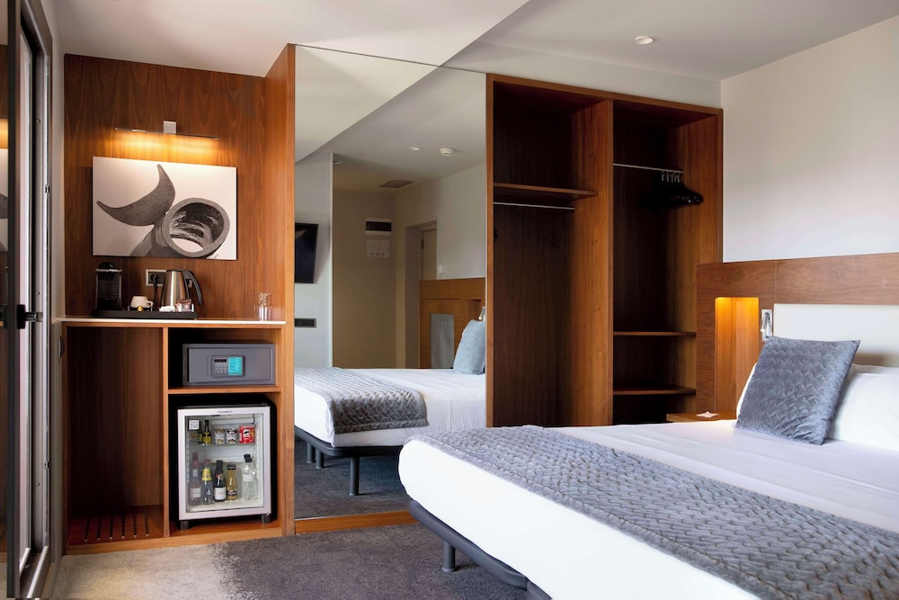Best Western Premier Hotel Dante — Hotel rooms in Barcelona, Catalonia