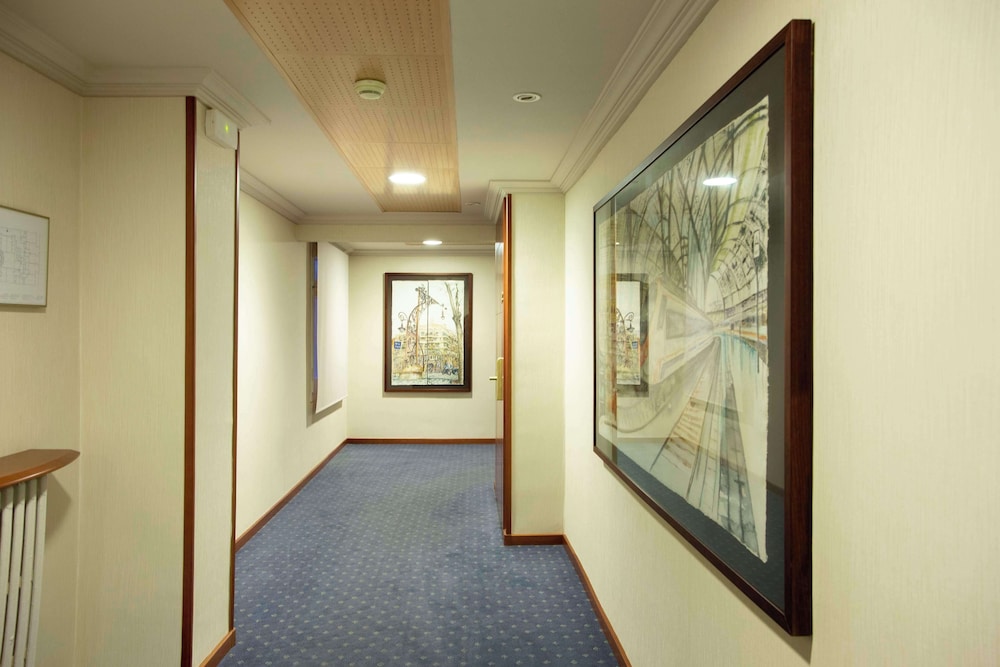 Best Western Premier Hotel Dante — Hotel building in Barcelona, Catalonia