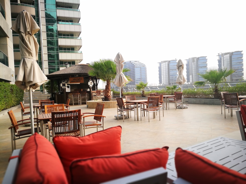 Copthorne Hotel Dubai — Restaurant & bars in Dubai