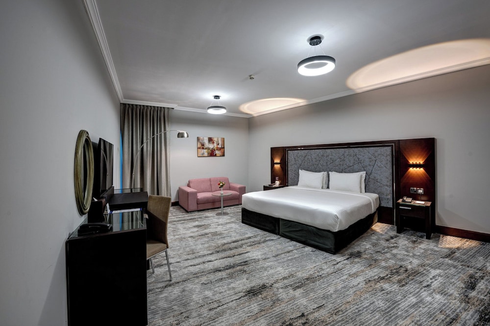Copthorne Hotel Dubai — Hotel rooms in Dubai