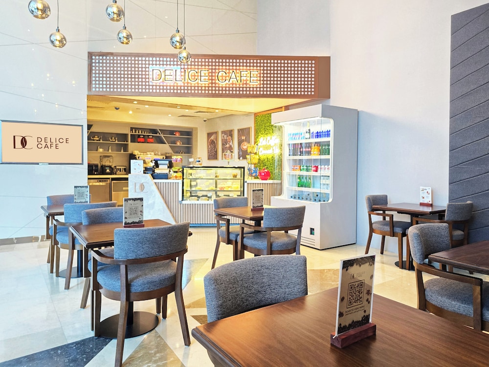 Copthorne Hotel Dubai — Restaurant & bars in Dubai