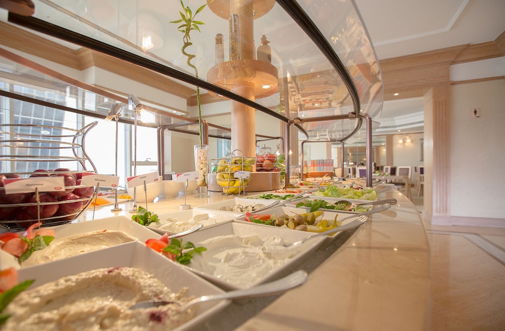 Millennium Plaza Downtown Hotel Dubai — Restaurant & bars in Dubai