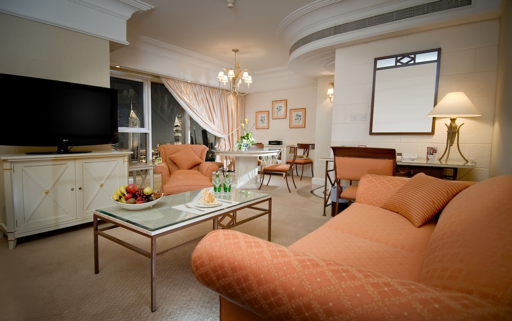 Millennium Plaza Downtown Hotel Dubai — Hotel rooms in Dubai