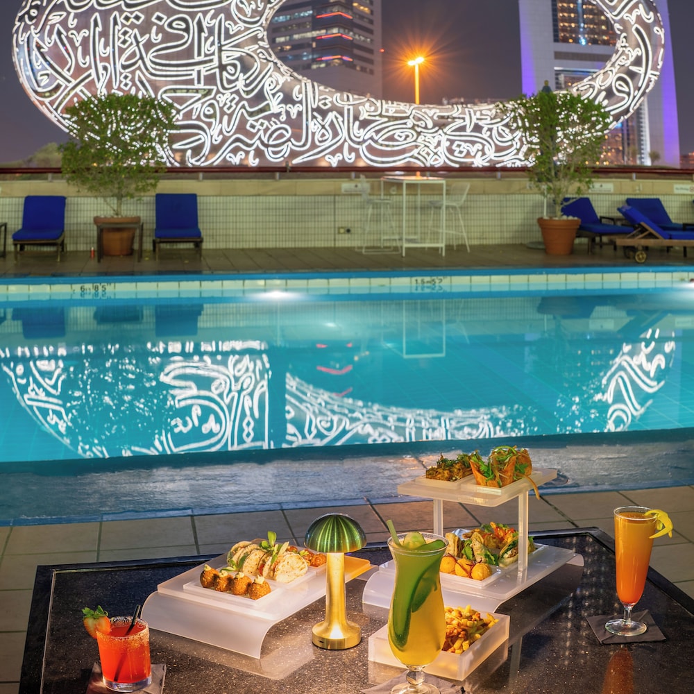Millennium Plaza Downtown Hotel Dubai — Restaurant & bars in Dubai