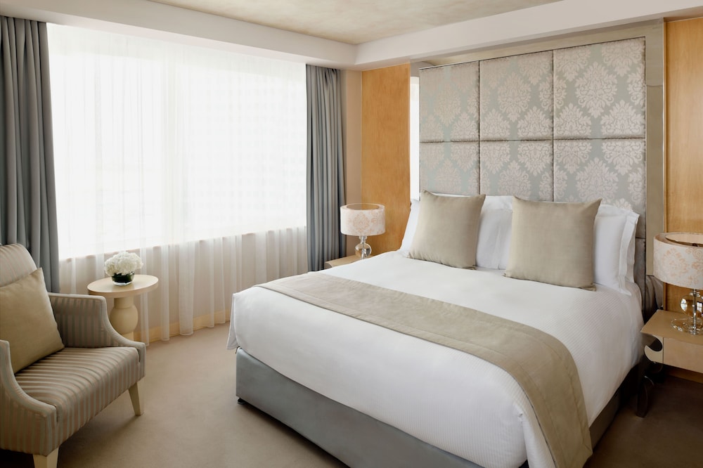 Crowne Plaza Festival City by IHG — Hotel rooms in Dubai
